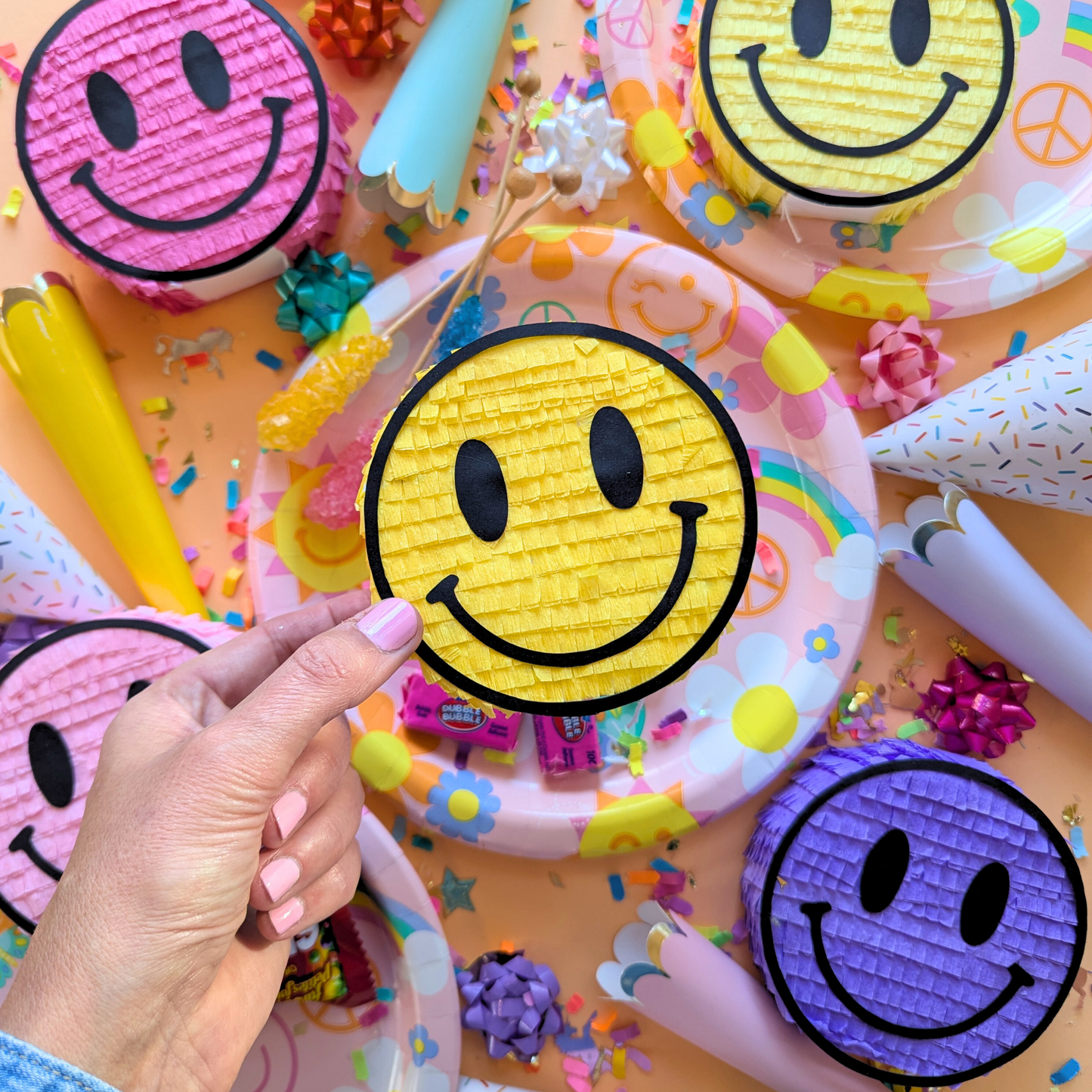 Smiley Face Mini Piñata Party Favor