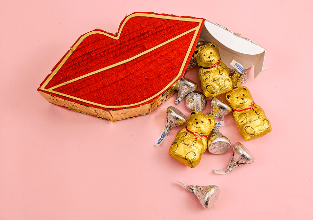 Valentine Mini Lip Piñata Candy Boxes - Lula Flora