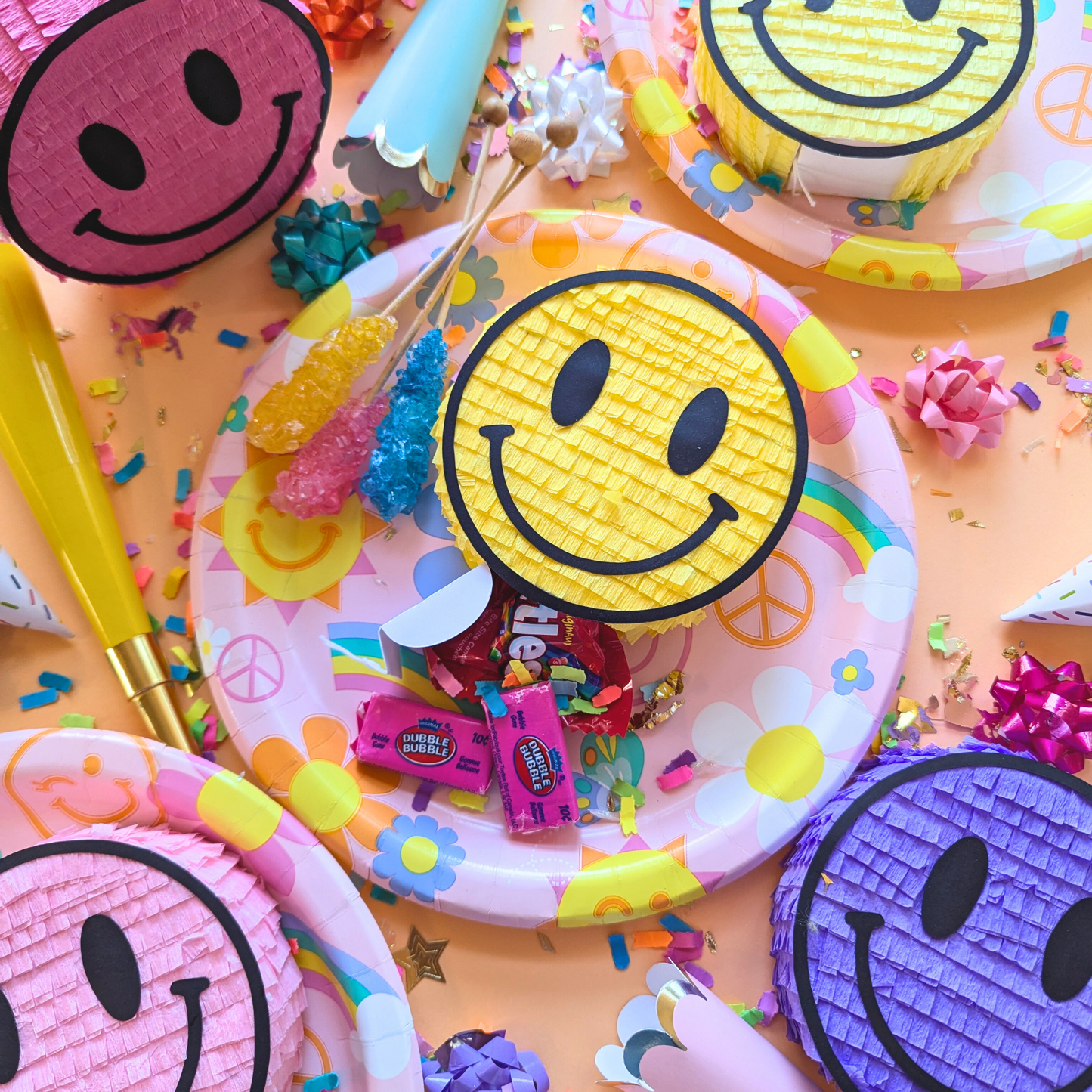 Smiley Face Mini Piñata Party Favor