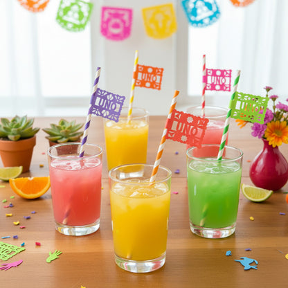 Pajitas de papel para la primera fiesta