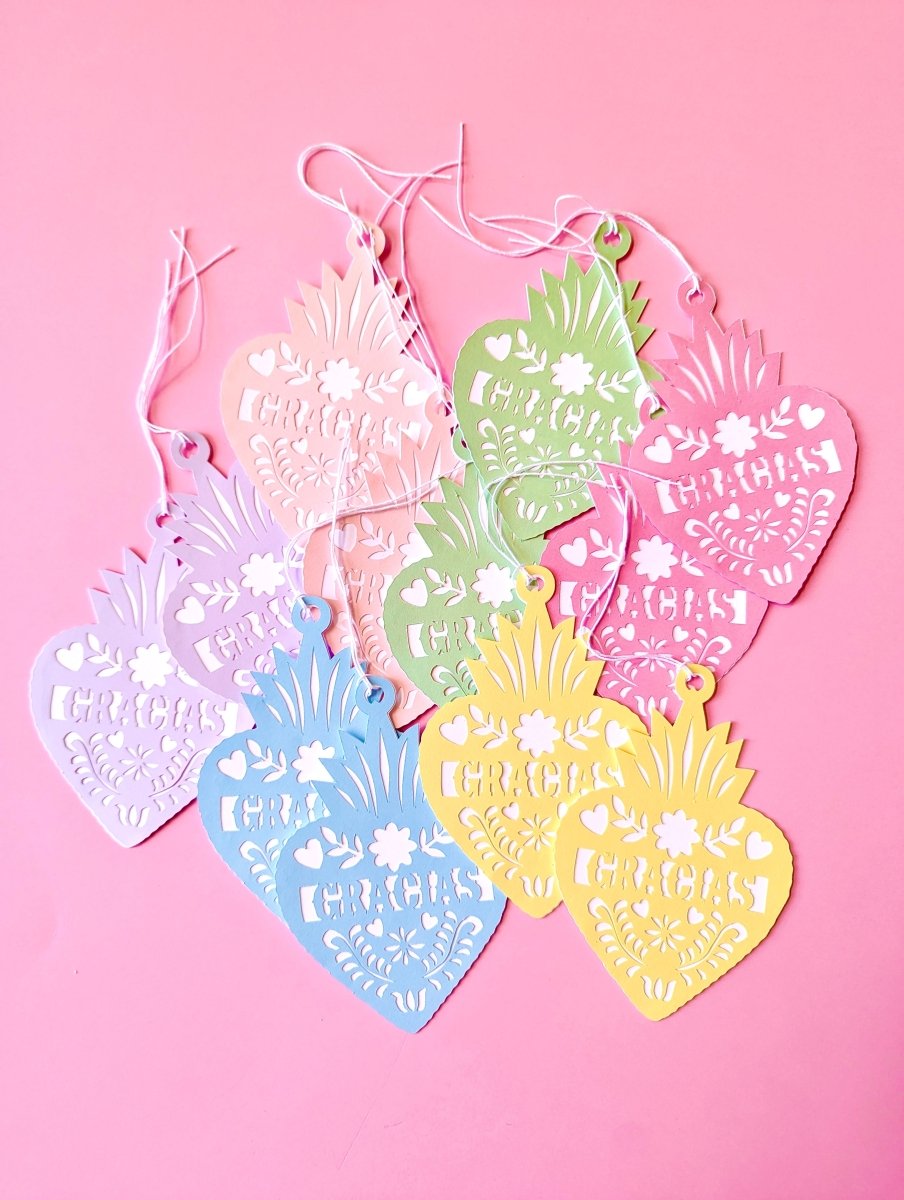 Corazón Gracias papel picado favor tags in custom colors
