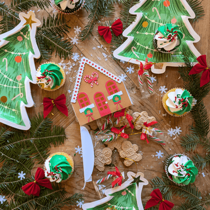 Gingerbread House Mini Piñata Gift Box - BROWN - Lula Flora